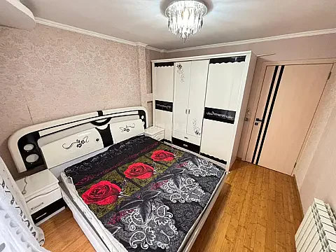 Kirayə verilir 2 otaqlı mənzil 70 m² — Bakı 2 otaq 70.00 m²