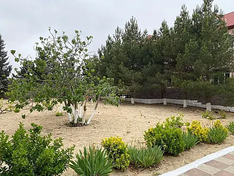 Satılır 7 otaqlı həyət evi 400 m² — Bakı, Novxanı 7 otaq 400.00 m²