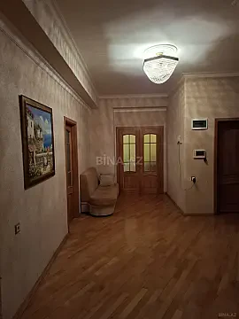 Satılır 4 otaqlı mənzil 172 m² — Bakı, Əhmədli 4 otaq 172.00 m²