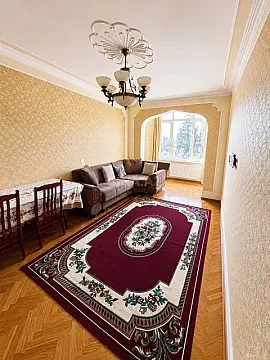 Satılır 2 otaqlı mənzil 70 m² — Bakı, Memar Əcəmi yanı 2 otaq 70.00 m²