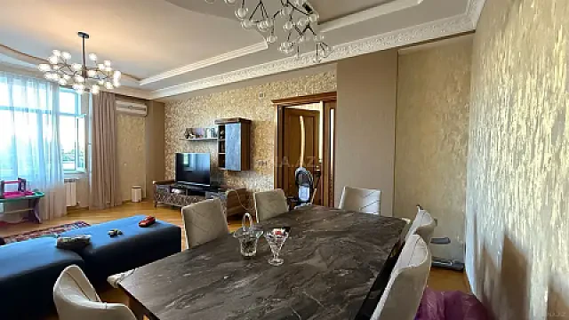 Satılır 2 otaqlı mənzil 80 m² — Bakı 2 otaq 80.00 m²