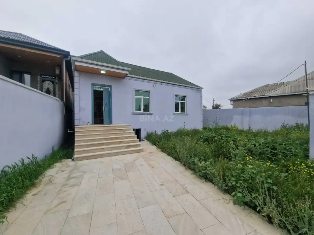 Satılır 4 otaqlı həyət evi 110 m²