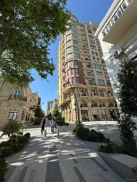 Satılır 4 otaqlı mənzil 210 m² — Bakı, Sahil qəs. 4 otaq 210.00 m²