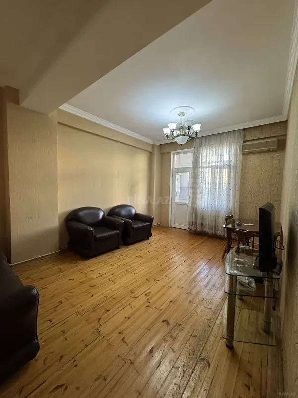 Satılır 2 otaqlı mənzil 65 m²