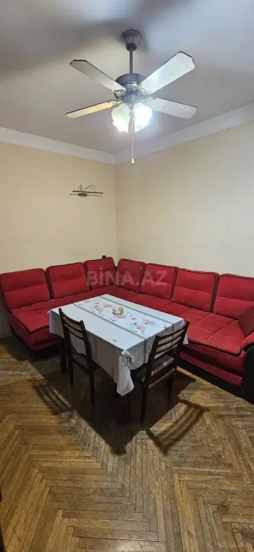Kirayə verilir 2 otaqlı mənzil 41 m²