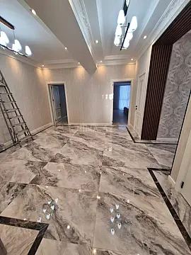 Kirayə verilir 4 otaqlı mənzil 220 m² — Bakı 4 otaq 220.00 m²
