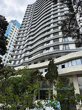 Satılır 3 otaqlı mənzil 122 m² — Bakı 3 otaq 122.00 m²