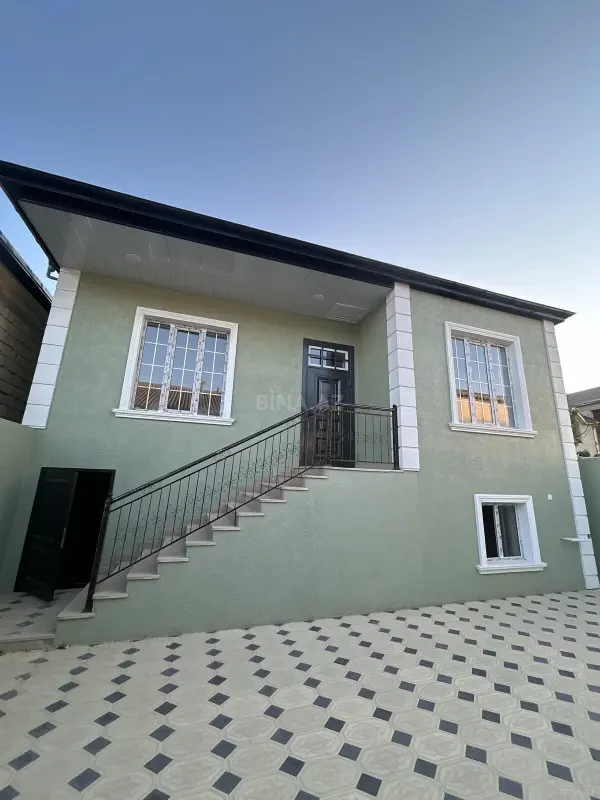Satılır 4 otaqlı həyət evi 120 m²