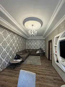 Satılır 2 otaqlı mənzil 85 m² — Bakı, İnşaatçılar 2 otaq 85.00 m²