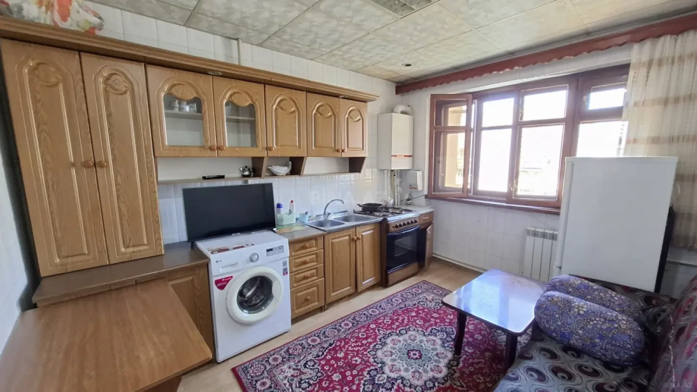 Satılır 2 otaqlı mənzil 70 m²