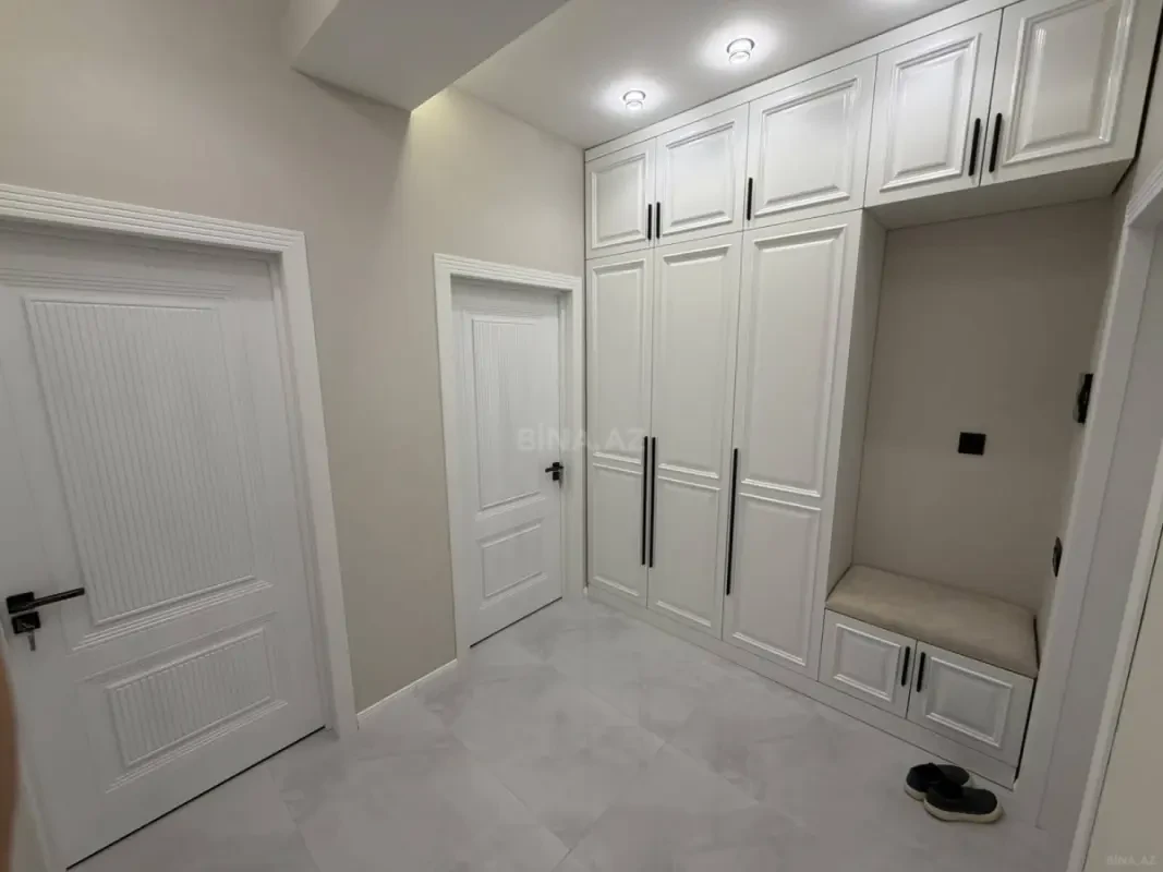 Satılır 2 otaqlı mənzil 60 m²