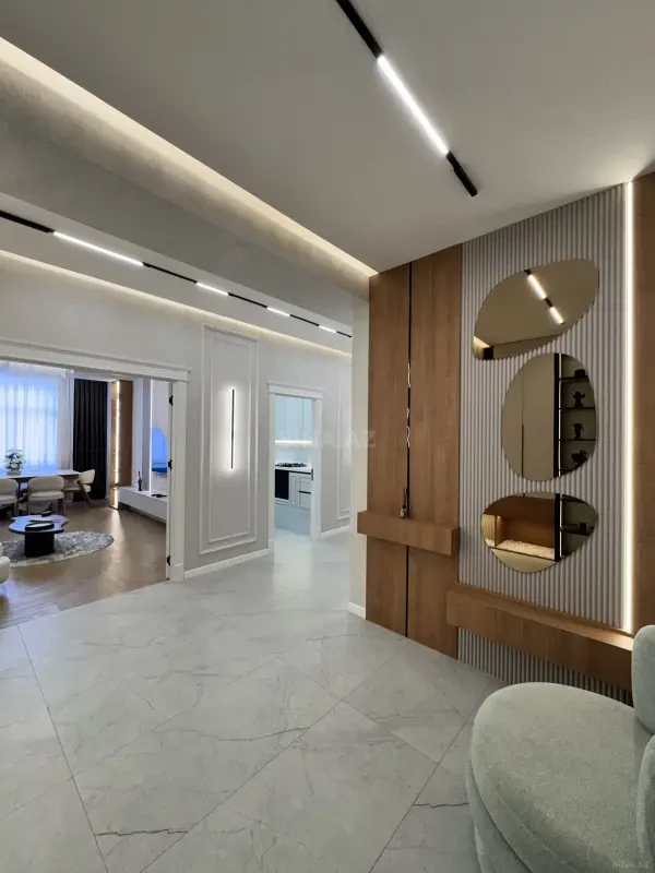 Satılır 3 otaqlı mənzil 120 m²