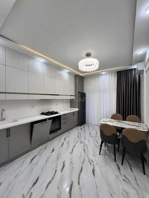 Satılır 2 otaqlı mənzil 85 m²