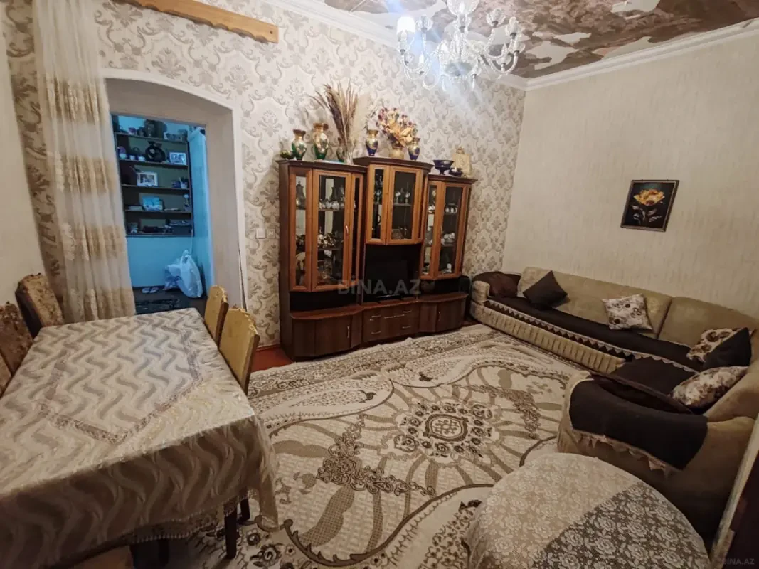 Satılır 4 otaqlı həyət evi 121.6 m²