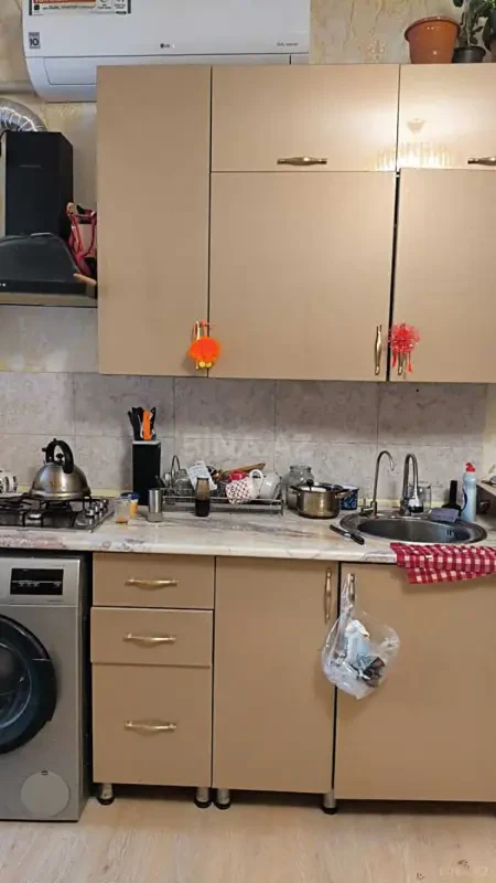 Satılır 3 otaqlı mənzil 65 m²