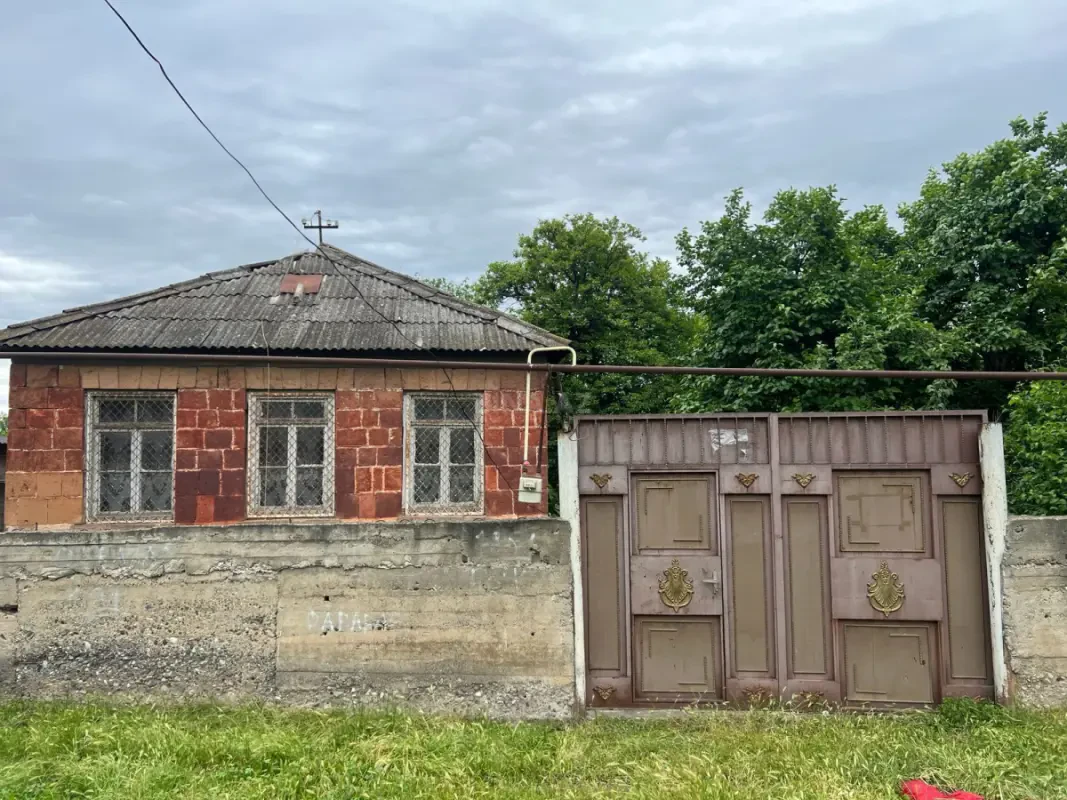 Satılır 2 otaqlı həyət evi 52.6 m²