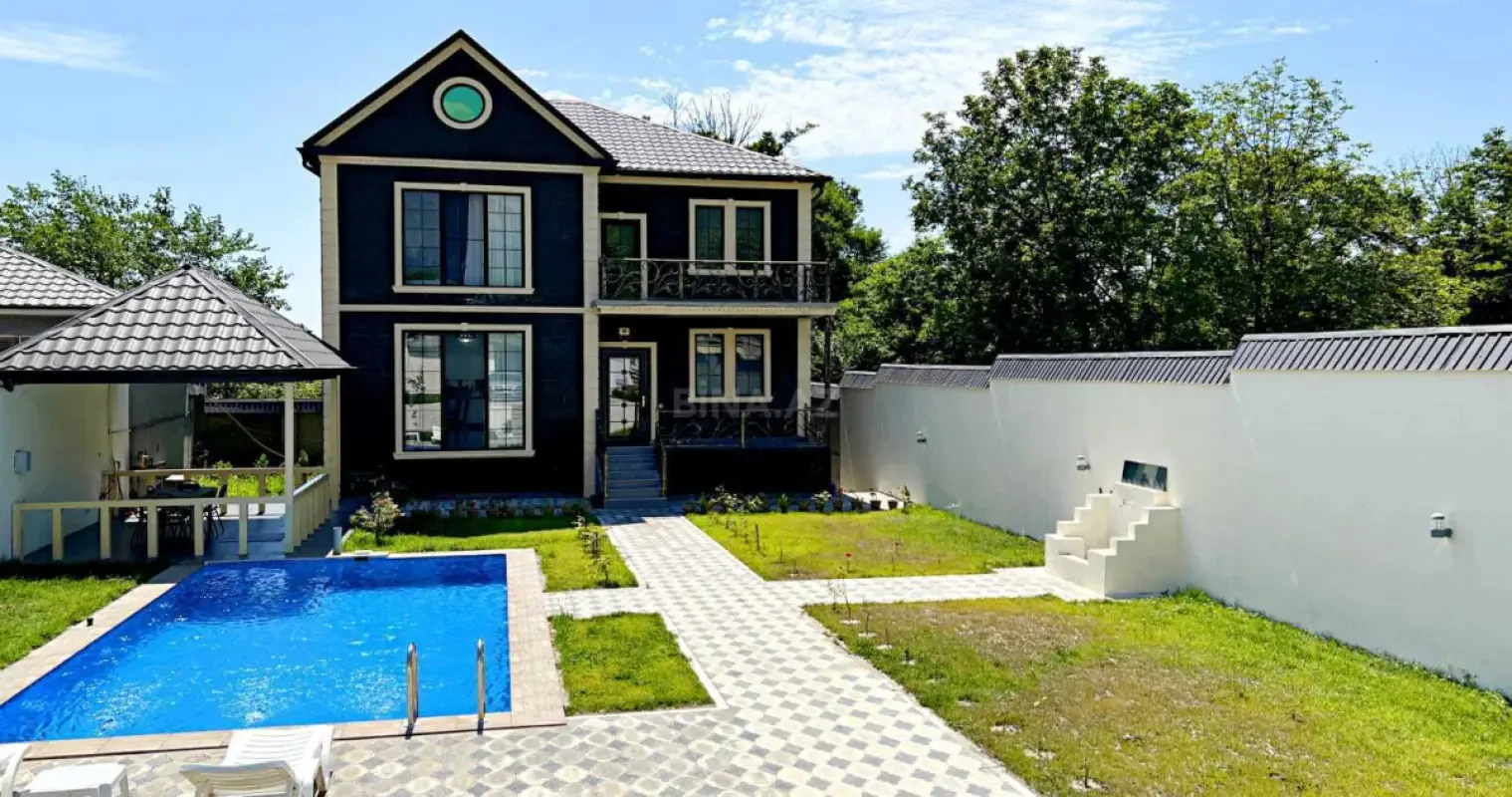 Satılır 5 otaqlı həyət evi 185 m²