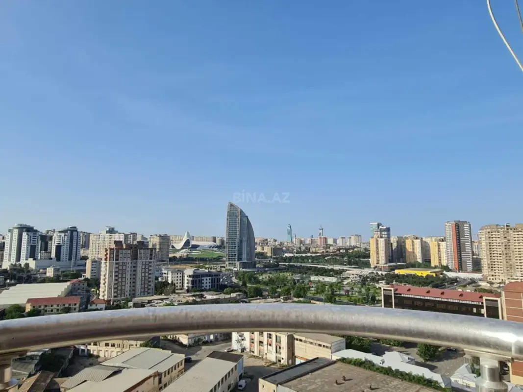 Satılır 2 otaqlı mənzil 98 m²