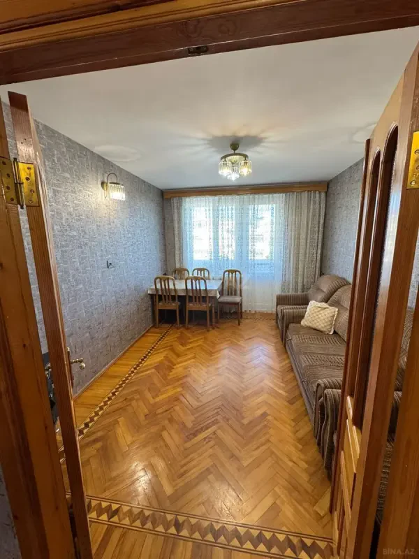 Kirayə verilir 2 otaqlı mənzil 65 m²