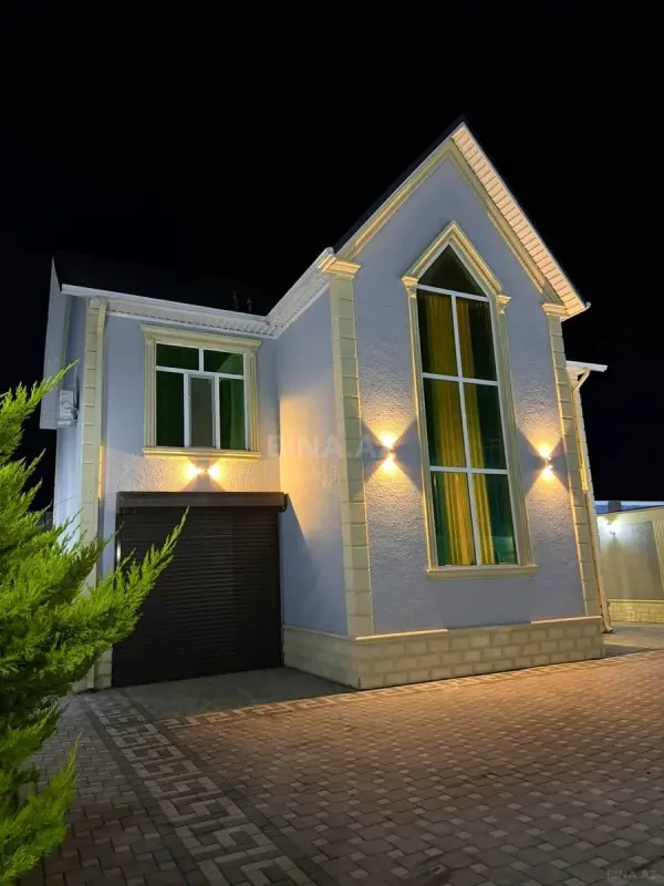 Kirayə verilir 6 otaqlı həyət evi 280 m²