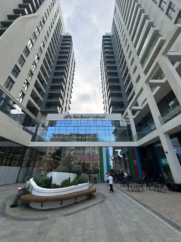 Satılır 3 otaqlı mənzil 95 m²