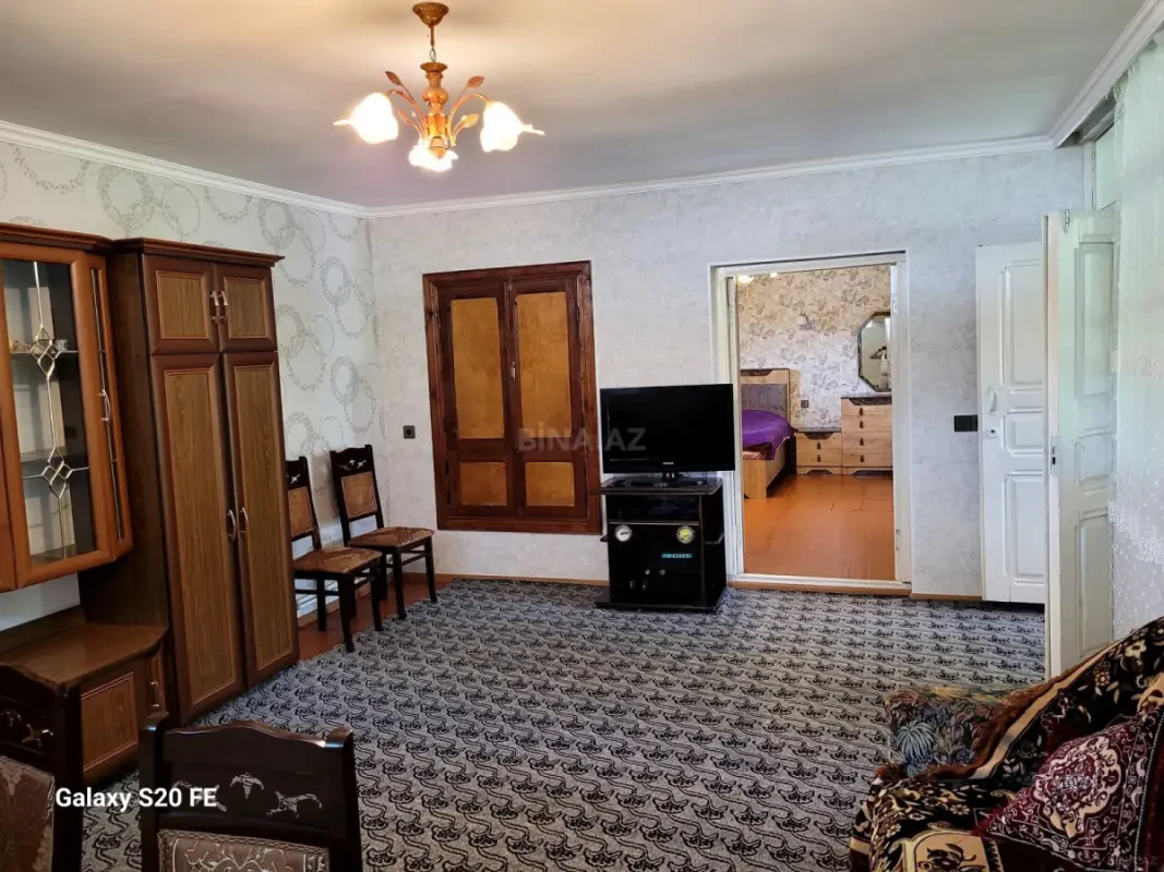 Kirayə verilir 3 otaqlı həyət evi 100 m²