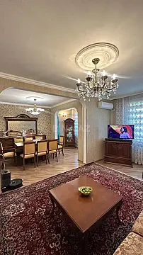Satılır 5 otaqlı mənzil 120 m² — Bakı 5 otaq 120.00 m²