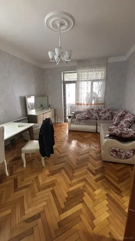 Kirayə verilir 3 otaqlı mənzil 80 m²