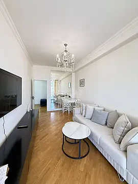 Kirayə verilir 2 otaqlı mənzil 61 m² — Bakı, Nərimanov 2 otaq 61.00 m²