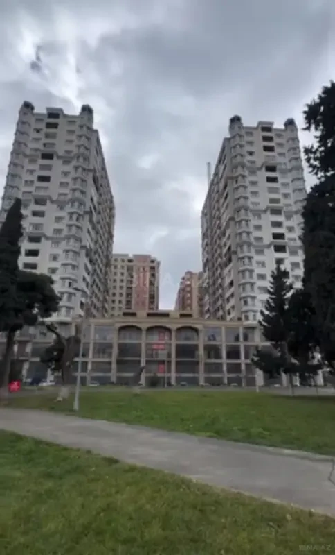 Satılır 2 otaqlı mənzil 60 m²