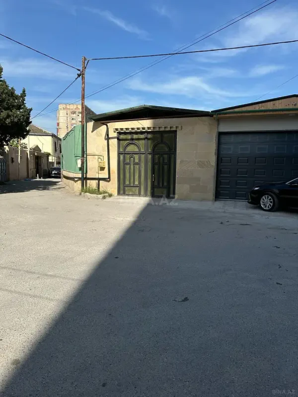 Satılır 5 otaqlı həyət evi 140 m²