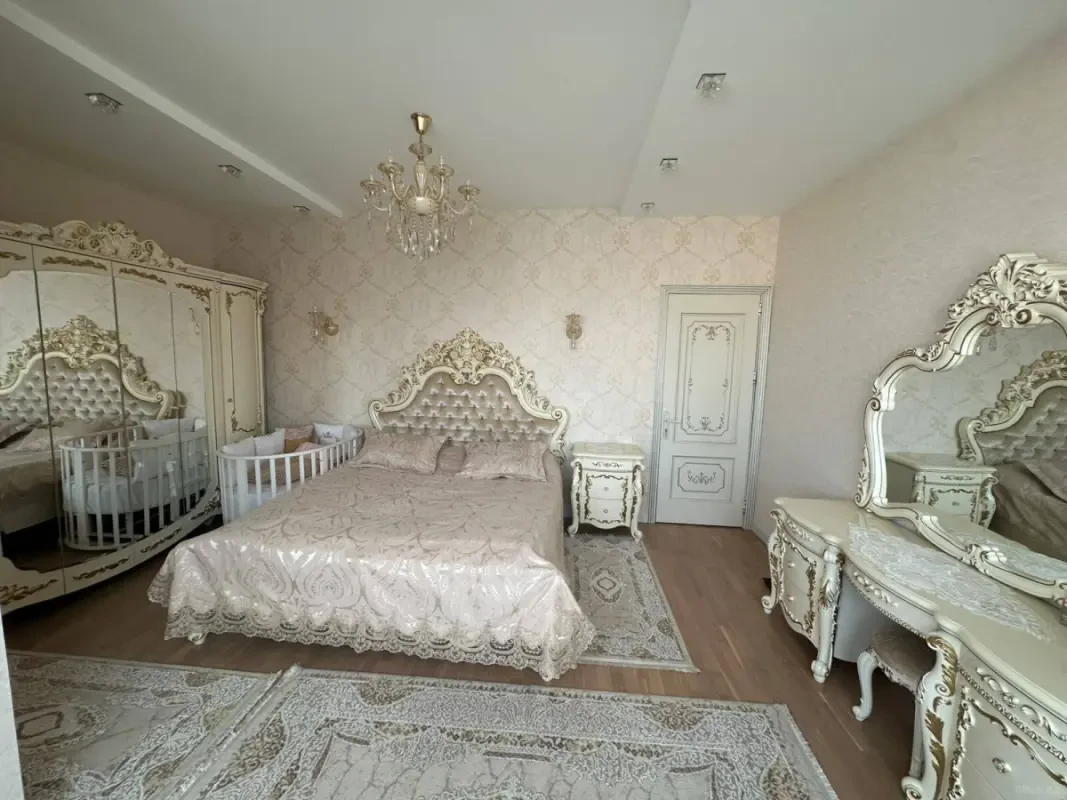 Kirayə verilir 3 otaqlı mənzil 100 m²