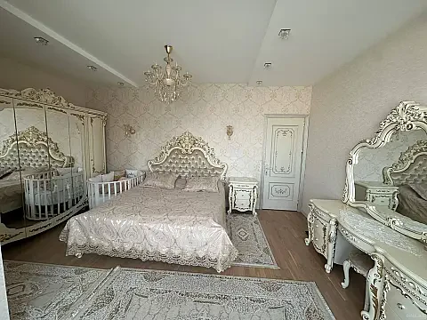 Kirayə verilir 3 otaqlı mənzil 100 m² — Bakı 3 otaq 100.00 m²