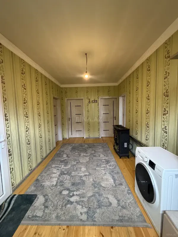 Satılır 3 otaqlı həyət evi 100 m²