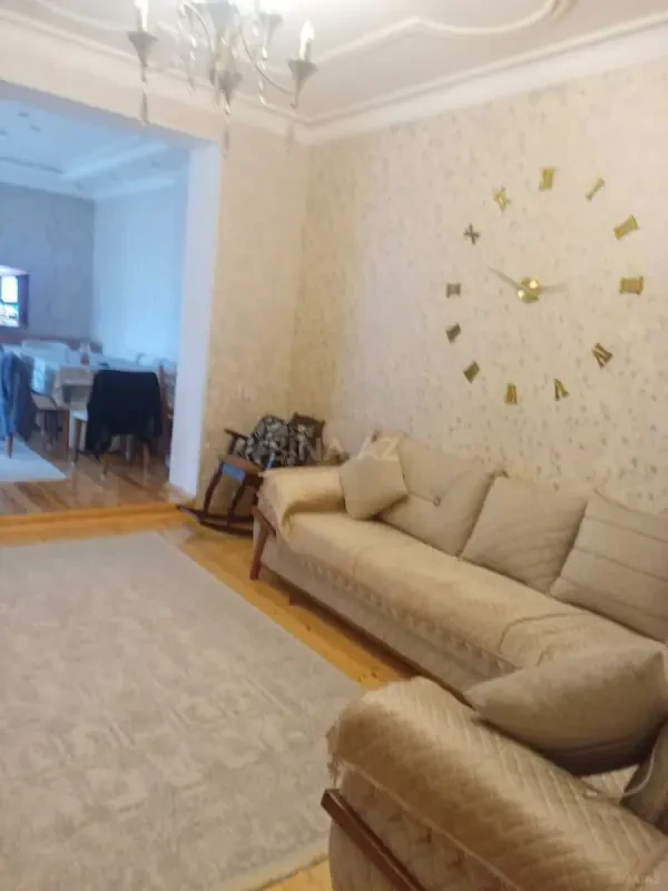 Satılır 3 otaqlı mənzil 100 m²