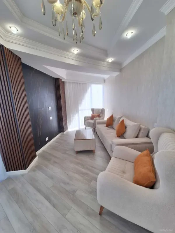 Kirayə verilir 3 otaqlı mənzil 220 m²