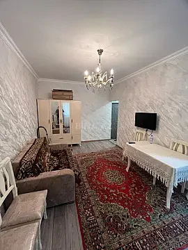 Kirayə verilir 1 otaqlı mənzil 45 m² — Bakı, Memar Əcəmi yanı 1 otaq 45.00 m²