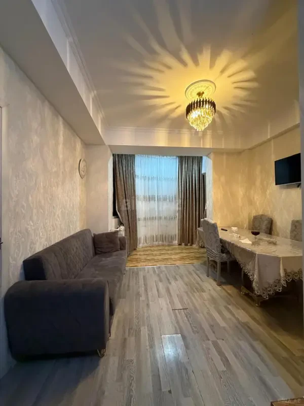 Satılır 3 otaqlı mənzil 56 m²