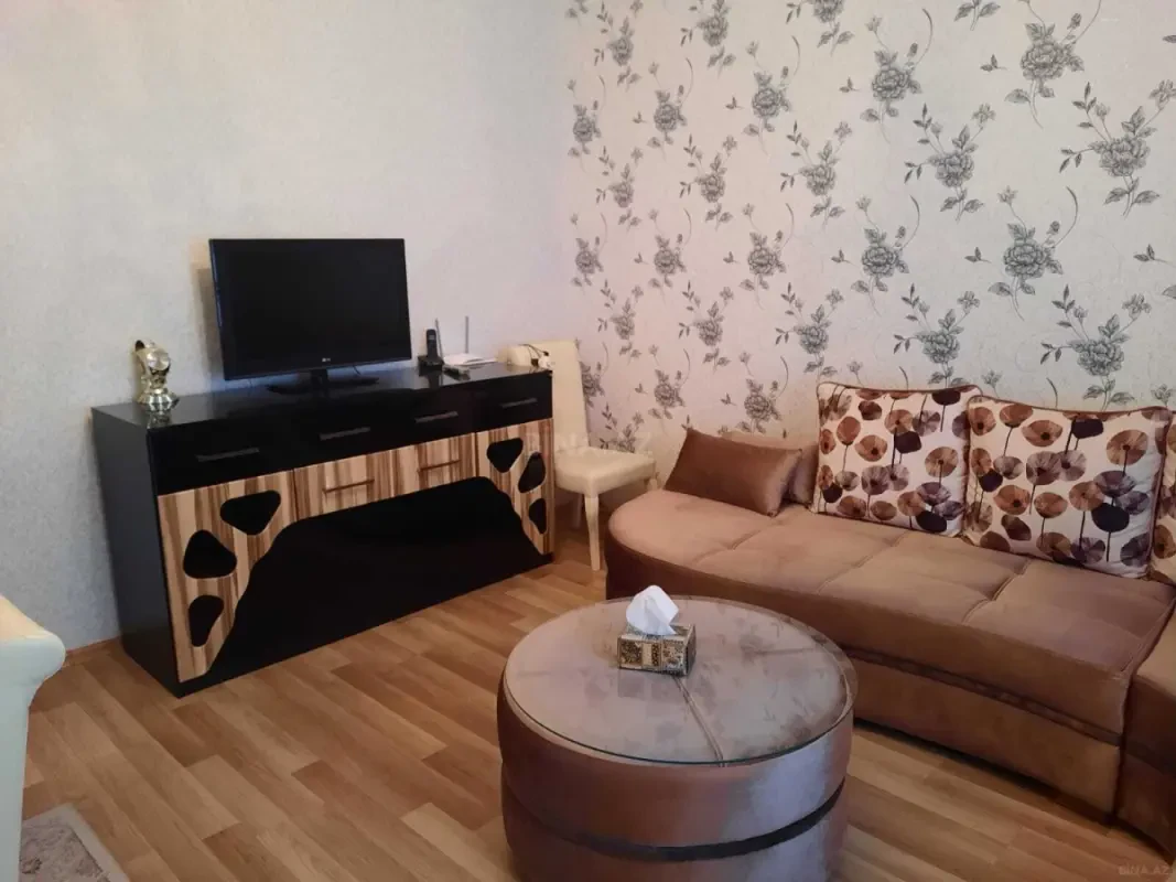 Kirayə verilir 3 otaqlı mənzil 90 m²