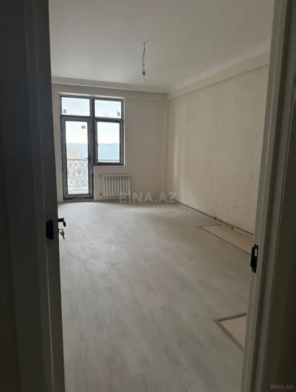 Satılır 2 otaqlı mənzil 71 m²