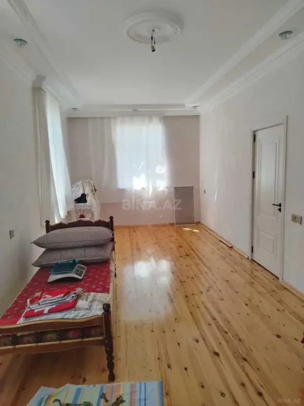 Satılır 4 otaqlı həyət evi 168 m²