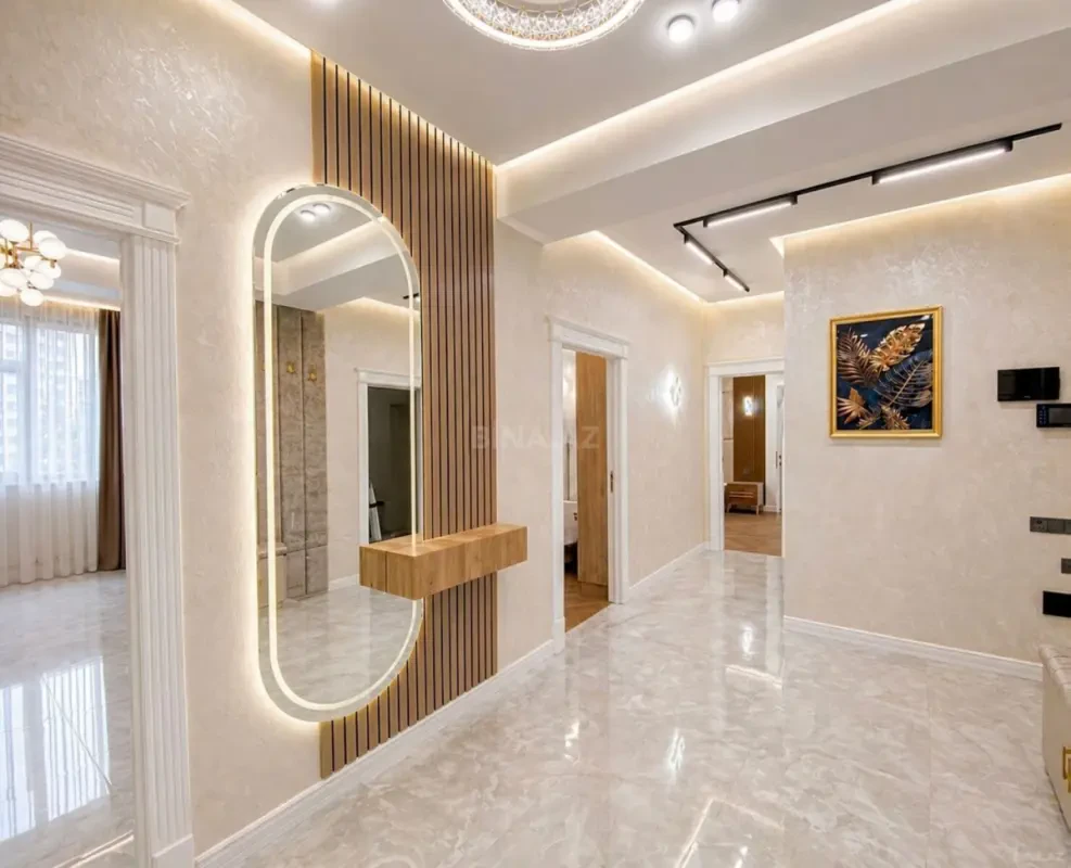 Satılır 3 otaqlı mənzil 125 m²
