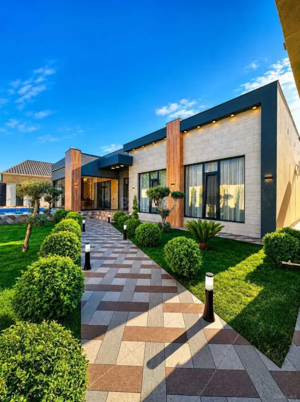 Satılır 6 otaqlı həyət evi 220 m²