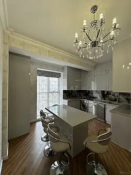 Kirayə verilir 3 otaqlı mənzil 130 m² — Bakı 3 otaq 130.00 m²
