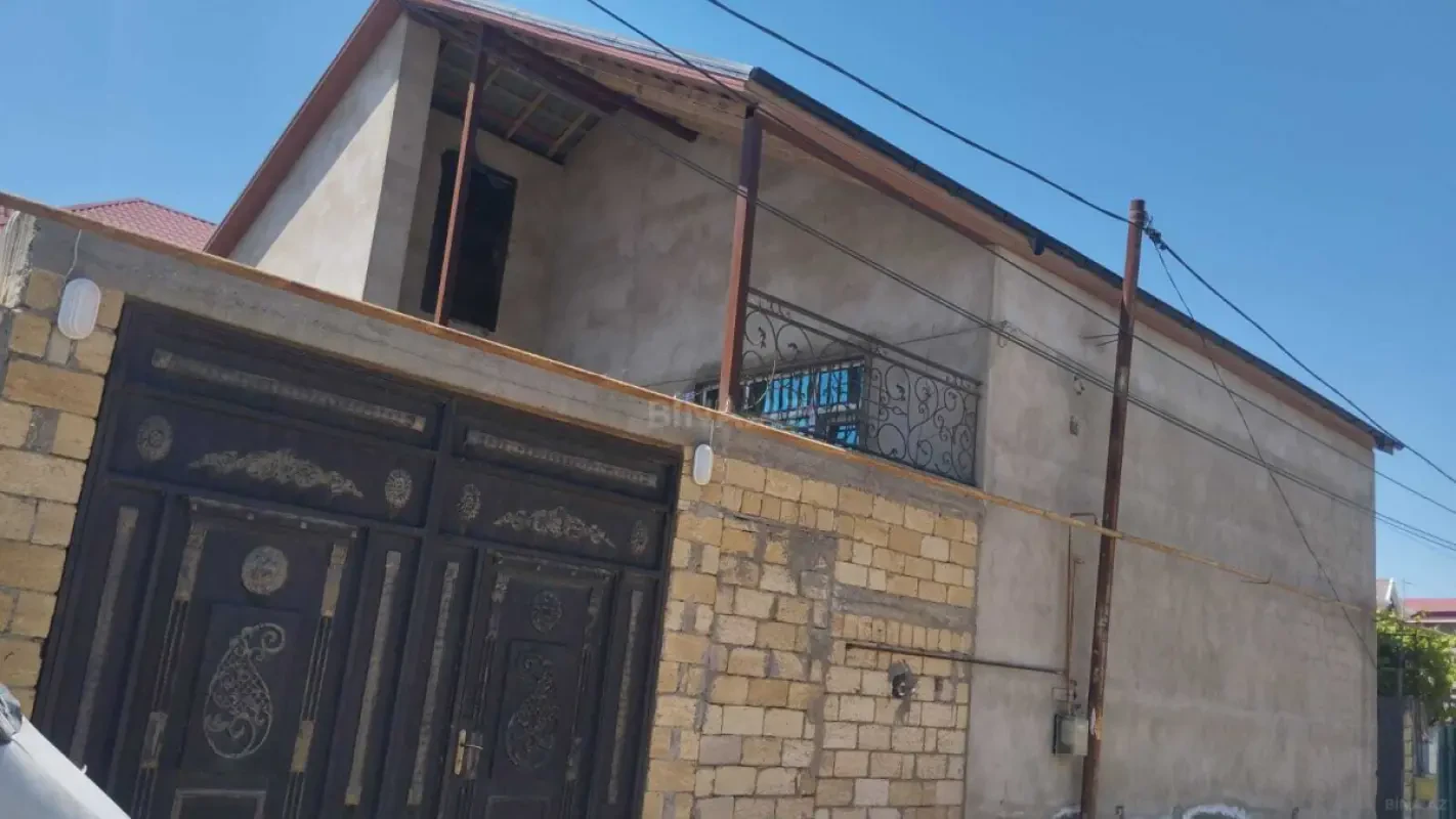 Satılır 3 otaqlı həyət evi 130 m²