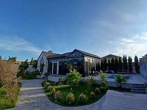 Kirayə verilir 4 otaqlı həyət evi 220 m² — Bakı, Buzovna 4 otaq 220.00 m²