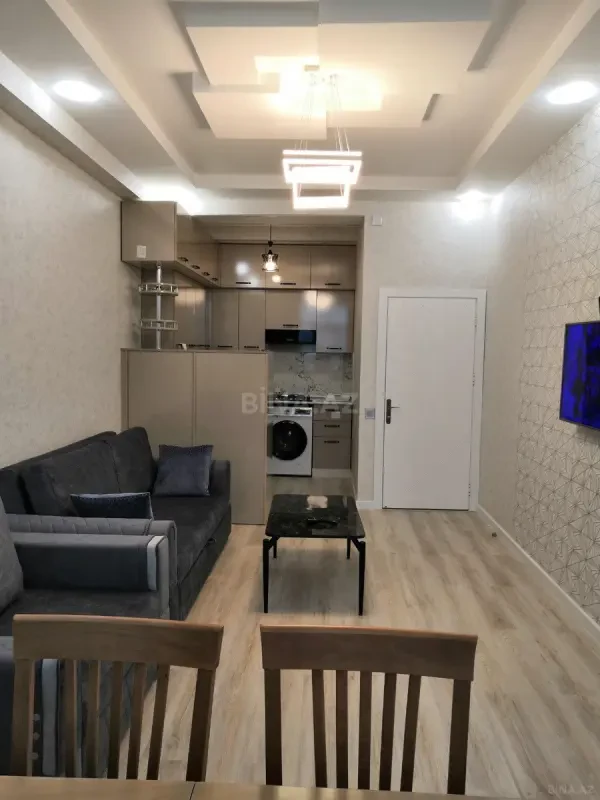 Kirayə verilir 2 otaqlı mənzil 60 m²
