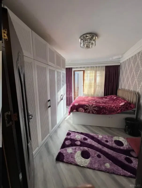 Satılır 2 otaqlı mənzil 65 m²