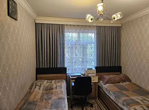Satılır 3 otaqlı mənzil 80 m² — Bakı, Həzi Aslanov qəs. 3 otaq 80.00 m²
