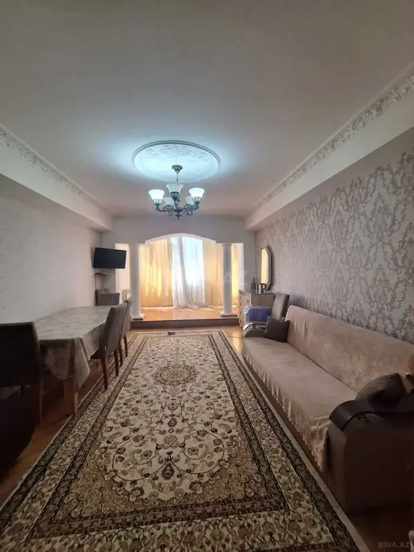 Satılır 2 otaqlı mənzil 80 m²